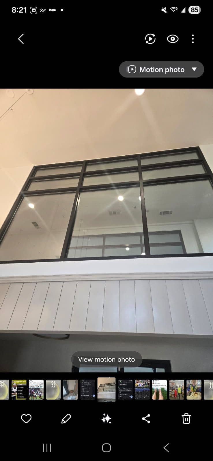 Gallery photos for Modern Office Elegance with Sleek Glass Partitions: Image #1