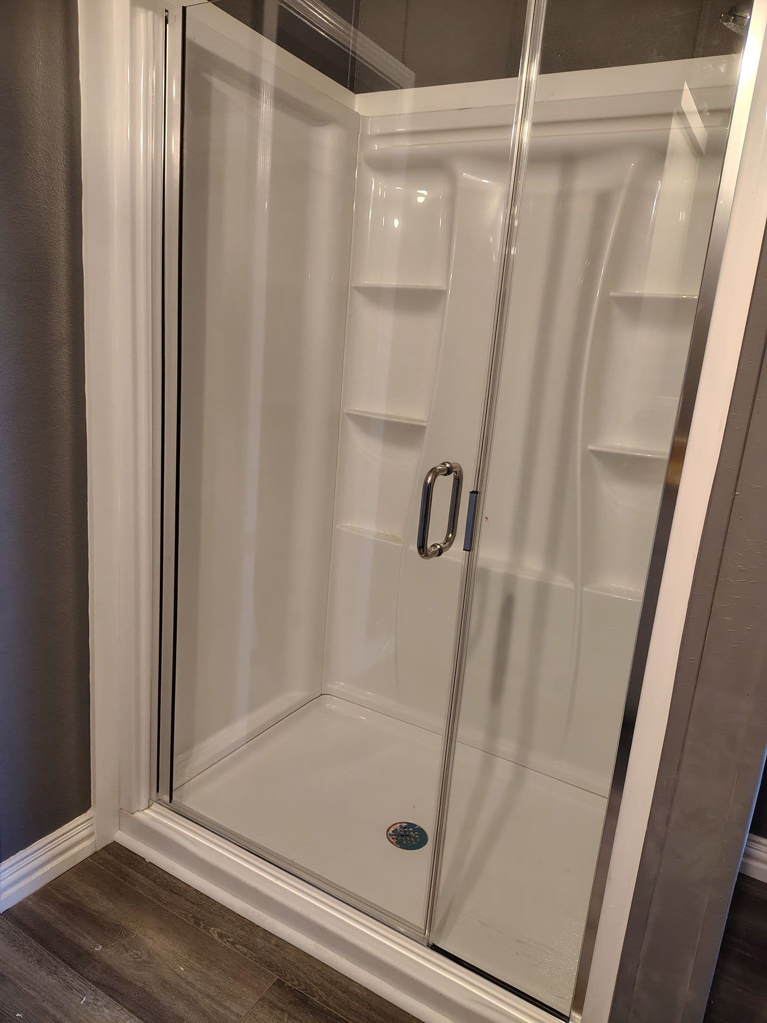 Discover the Beauty of Modern Shower Enclosures