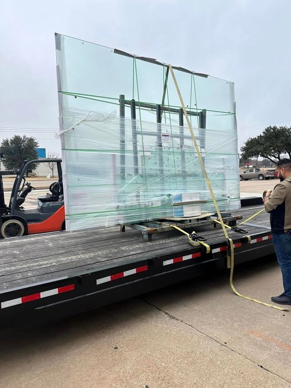 Welcome To Davis Glass Service